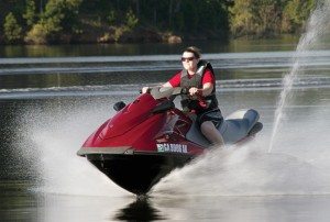 PSB managing editor Liz Keener hopped aboard the 2014 Yamaha VX Cruiser at a media event in Georgia. The VX Cruiser and Deluxe dropped 65 pounds thanks to their new NanoXcel hulls. 