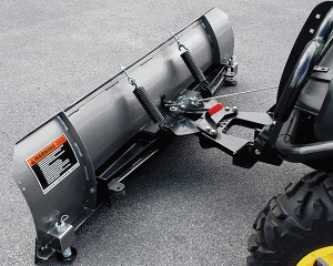 Curtis Industries has introduced a new heavy-duty winch-lift plow for UTVs.