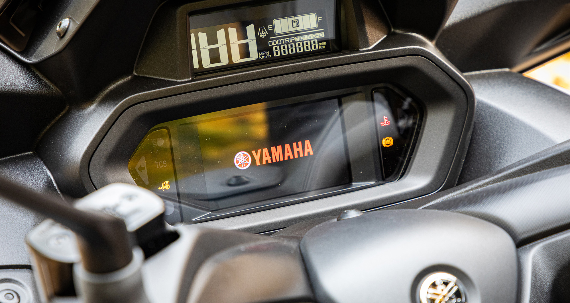 Which support of smartphone to choose for a Yamaha MT-07