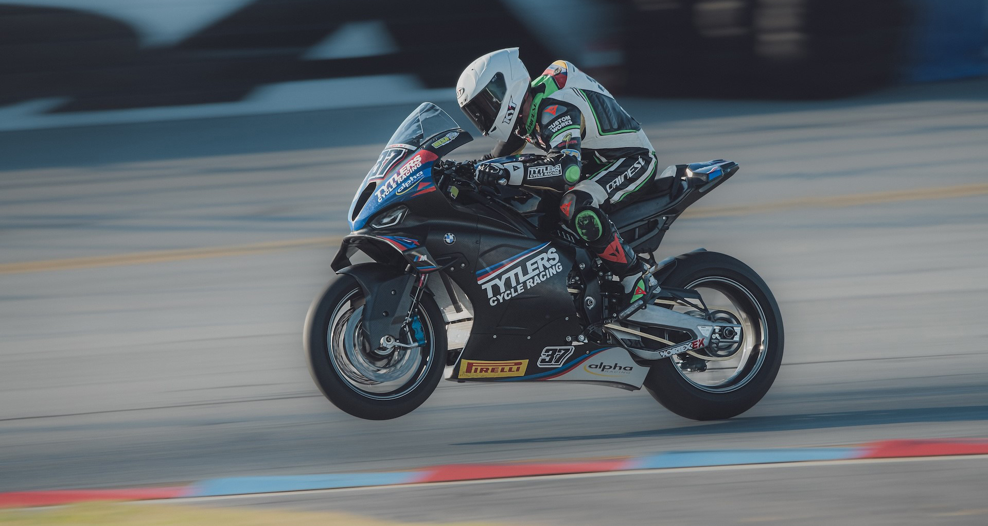 Stefano Messa sets Daytona motorcycle track record