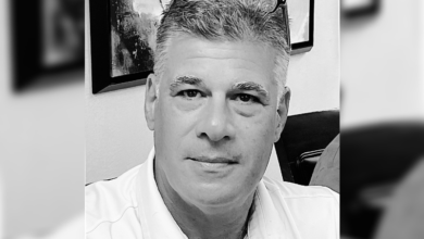 Brett Davis