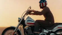 H-D brings back the Super Glide