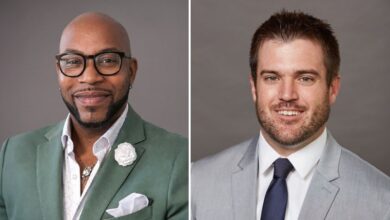 EDS promotes two to VP